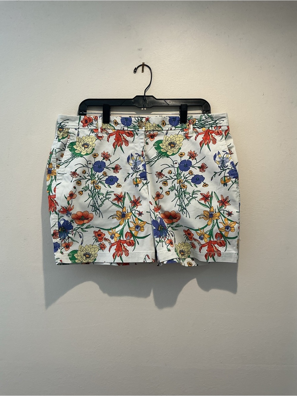 Talbots Floral Relaxed Chino Shorts 6" - Size 12P